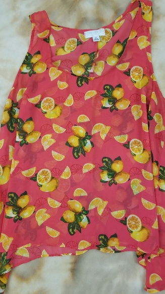 Forever 21 Tops - Lemon print F21 tank